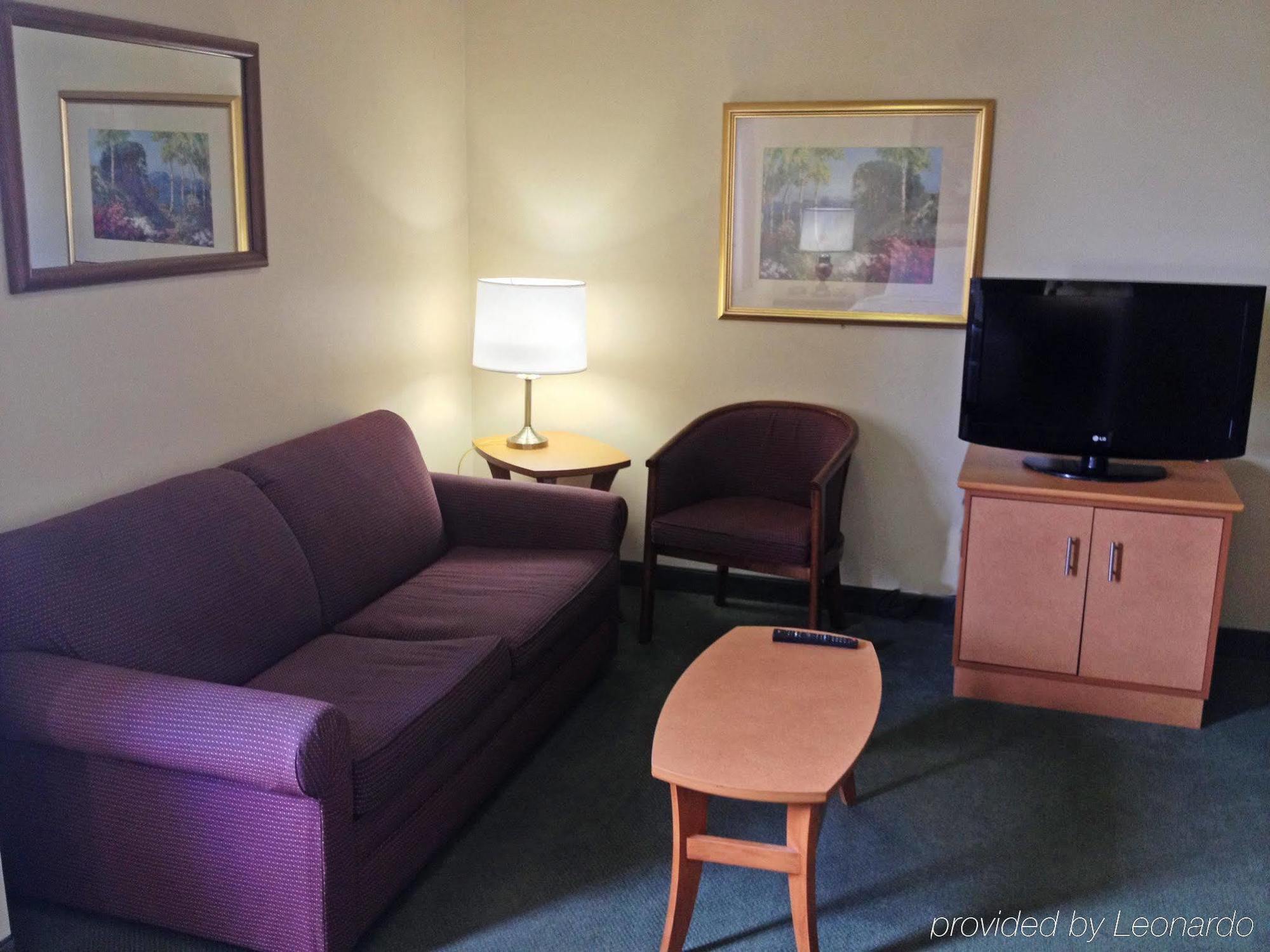 Extended America Select - Birmingham - Inverness 2*